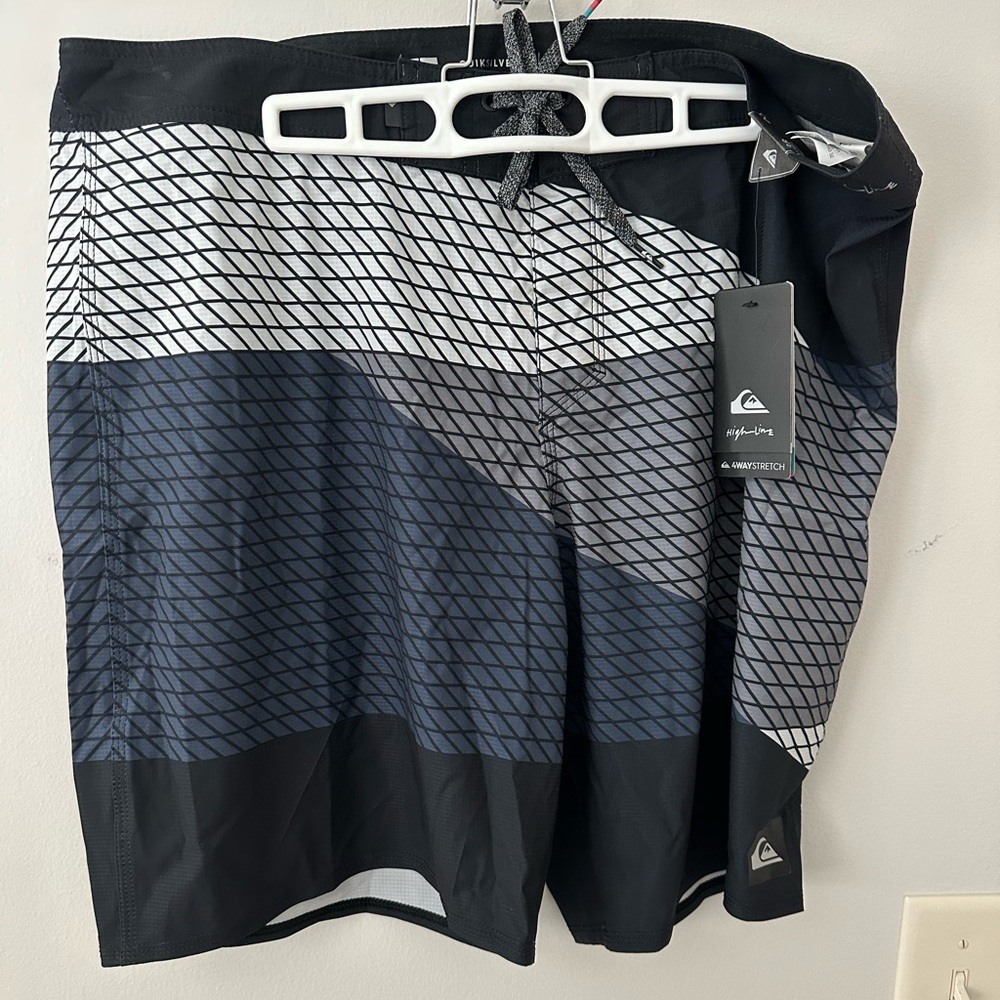 Men's Quicksilver bathing suit